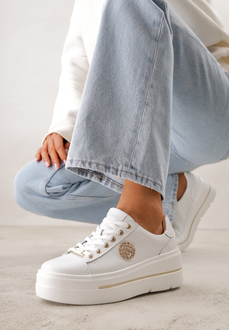 Białe Sneakersy na Koturnie ze Skóry Naturalnej z Ozdobami Cnassophe