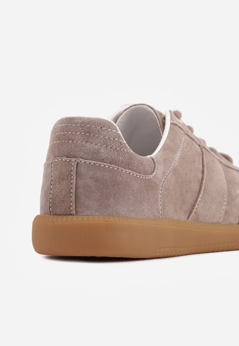 Ciemnobeżowe Sneakersy z Zamszu Naturalnego ze Skórzaną Wkładką i Przeszyciami Muririal