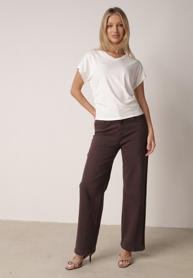 Biały T-shirt z Wiskozy z Trójkątnym Dekoltem Achiore