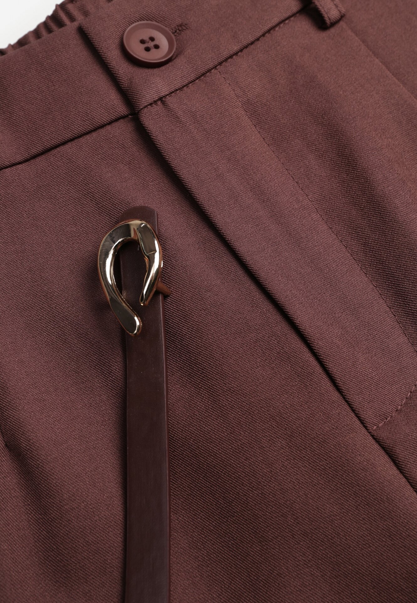 Brązowe Eleganckie Szorty z Wysokim Stanem i Wąskim Paskiem z Klamrą Rissarah