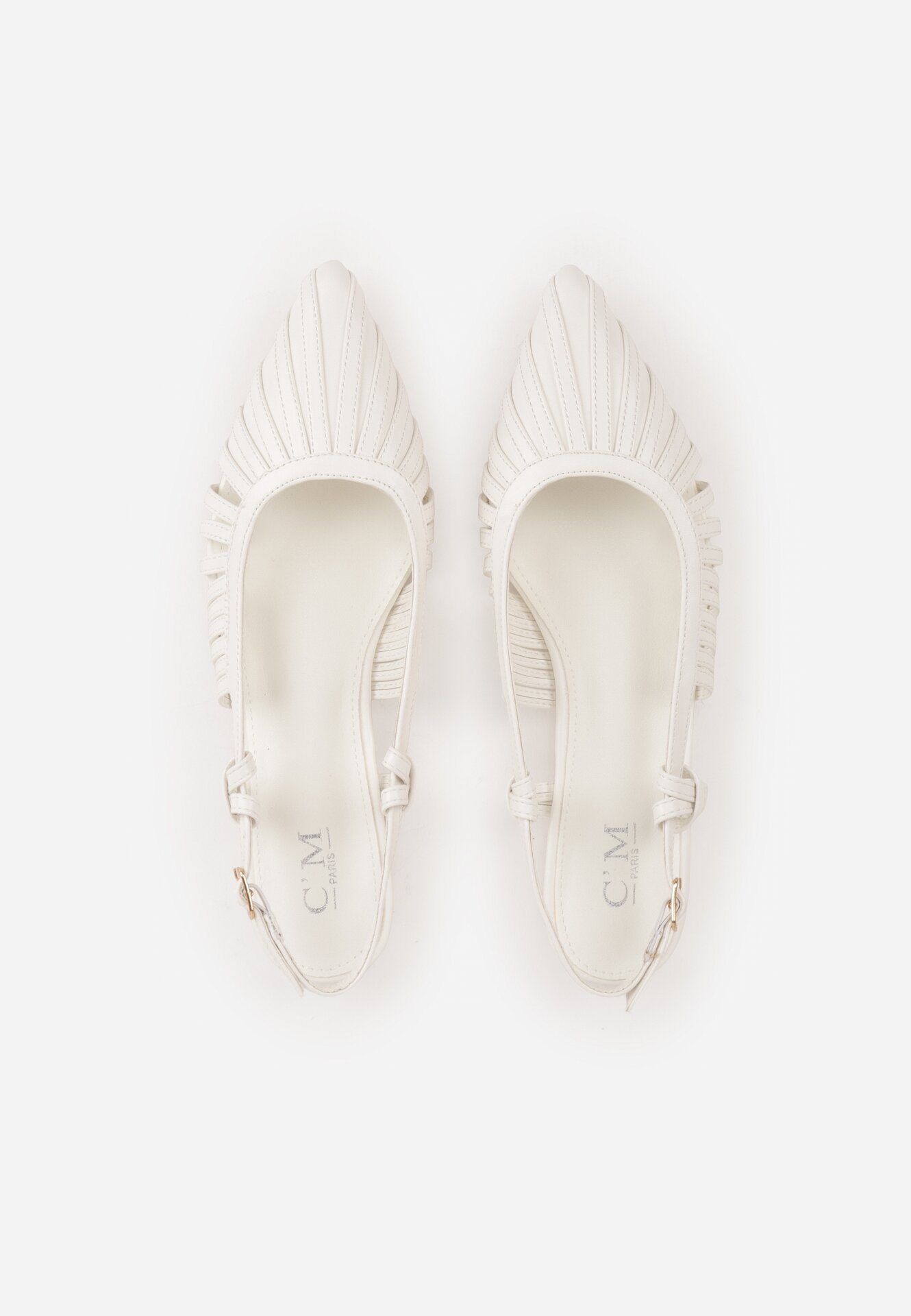 Białe Sandały na Płaskiej Podeszwie Ozdobione Wycięciami Auraly