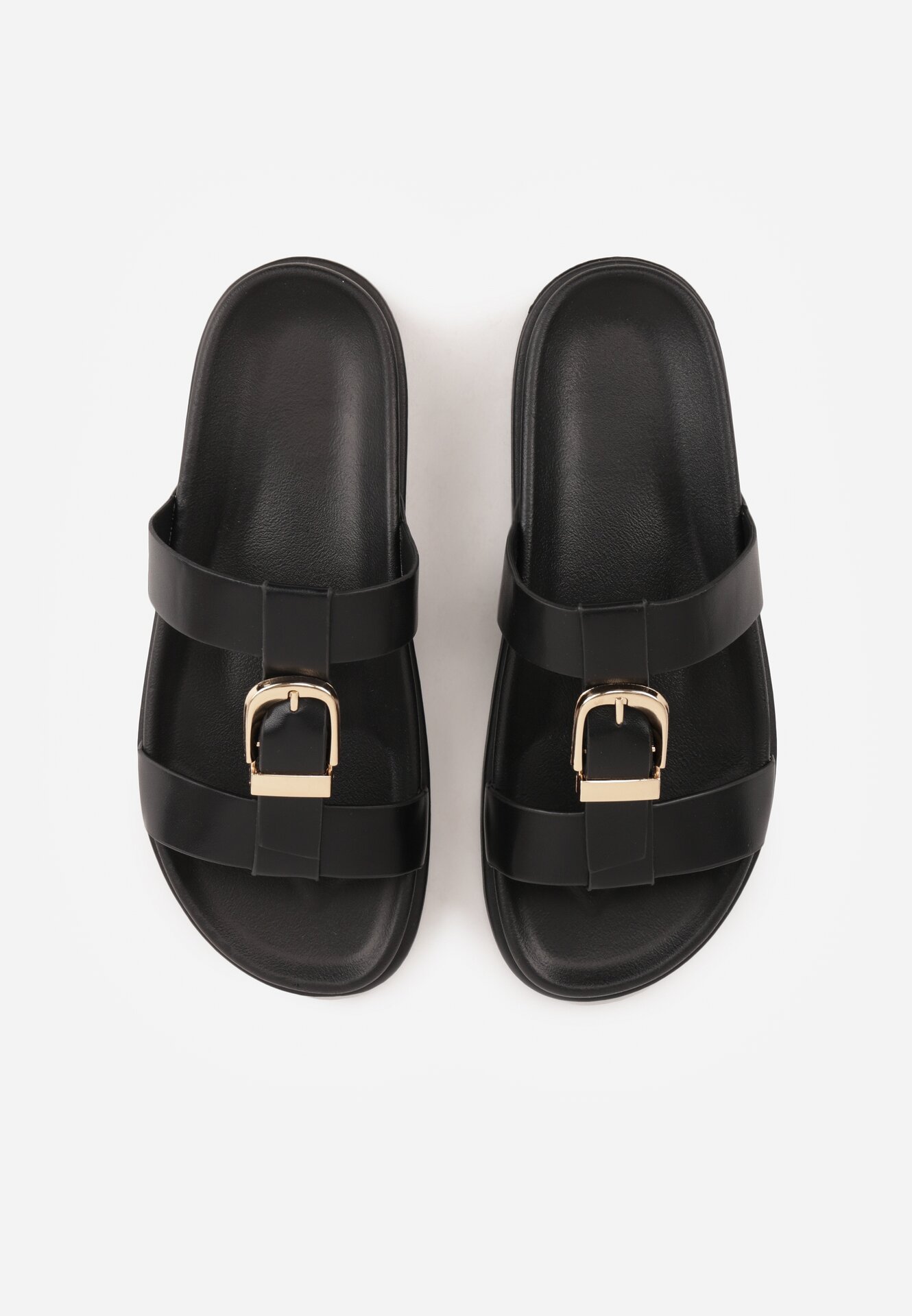 Czarne Klapki z Ozdobną Klamrą i Paskiem Kaidine