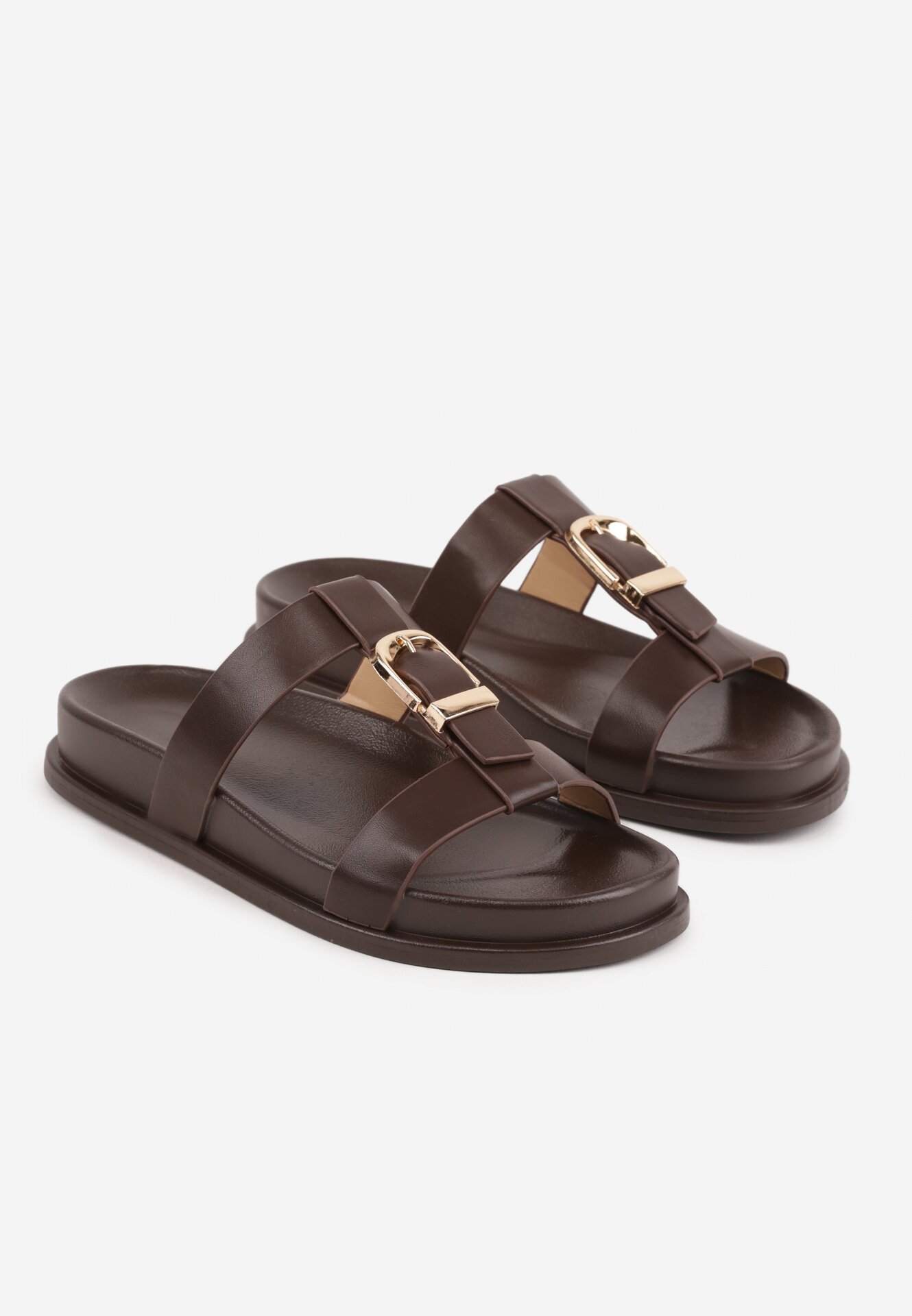 Ciemnobrązowe Klapki z Ozdobną Klamrą i Paskiem Kaidine