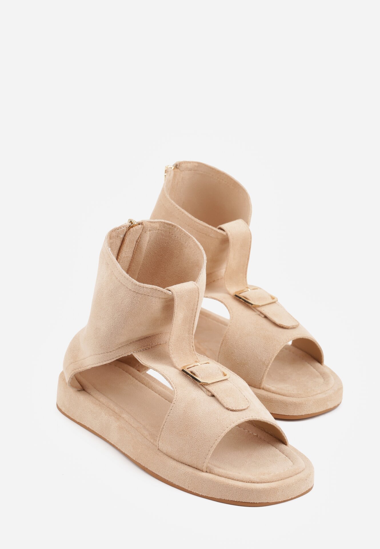 Beżowe Sandały w Stylu Botków z Ozdobną Klamrą Theaneasi