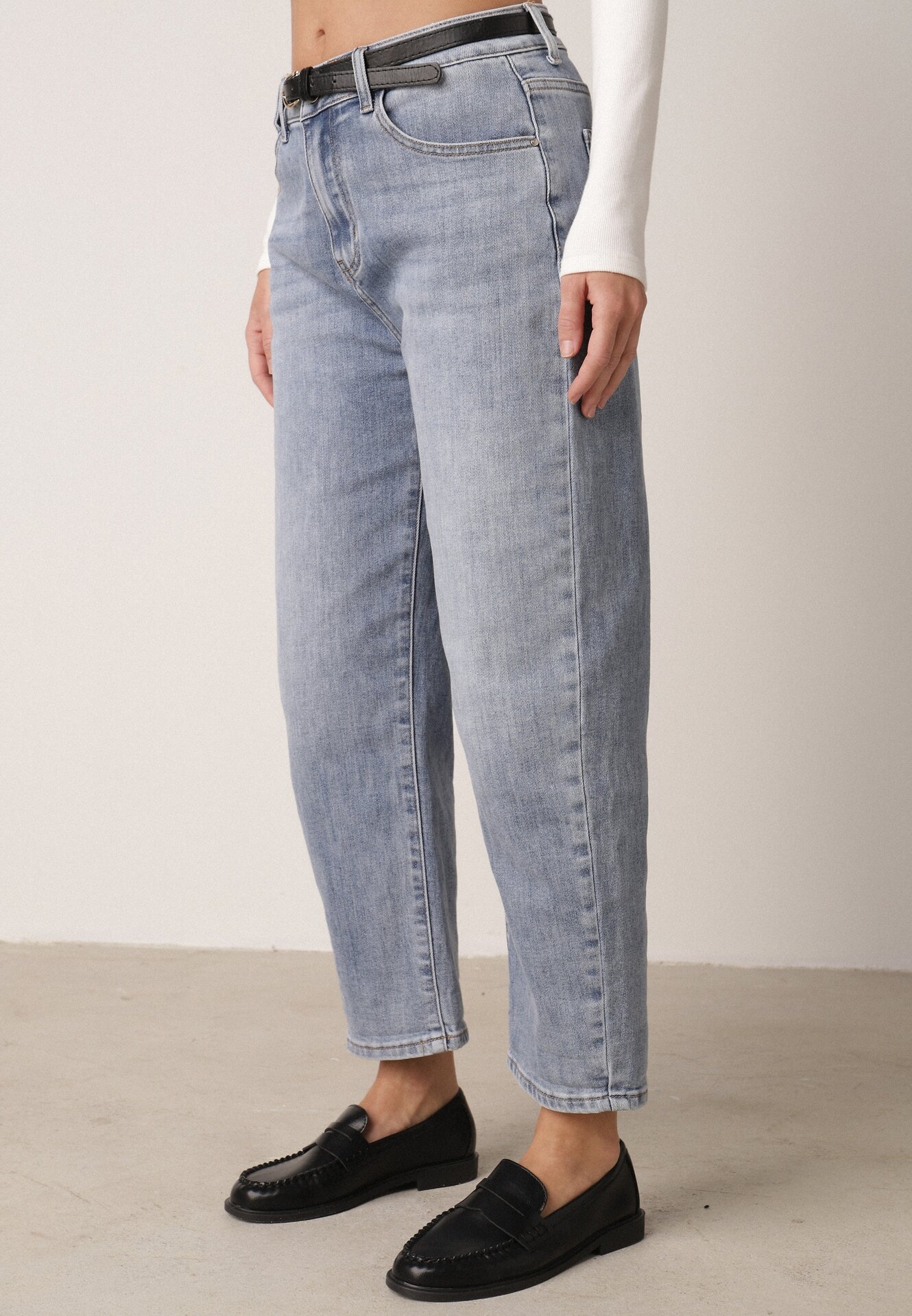 Niebieskie Jeansy o Kroju Mom Fit z Bawełną i Wysokim Stanem Galon