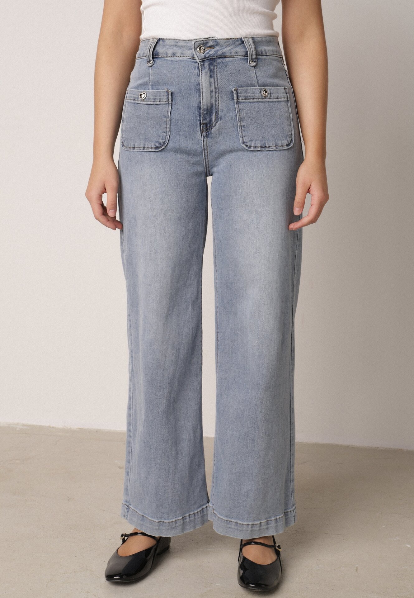 Niebieskie Jeansy Szerokie z Wysokim Stanem z Ozdobnymi Kieszonkami Phinis