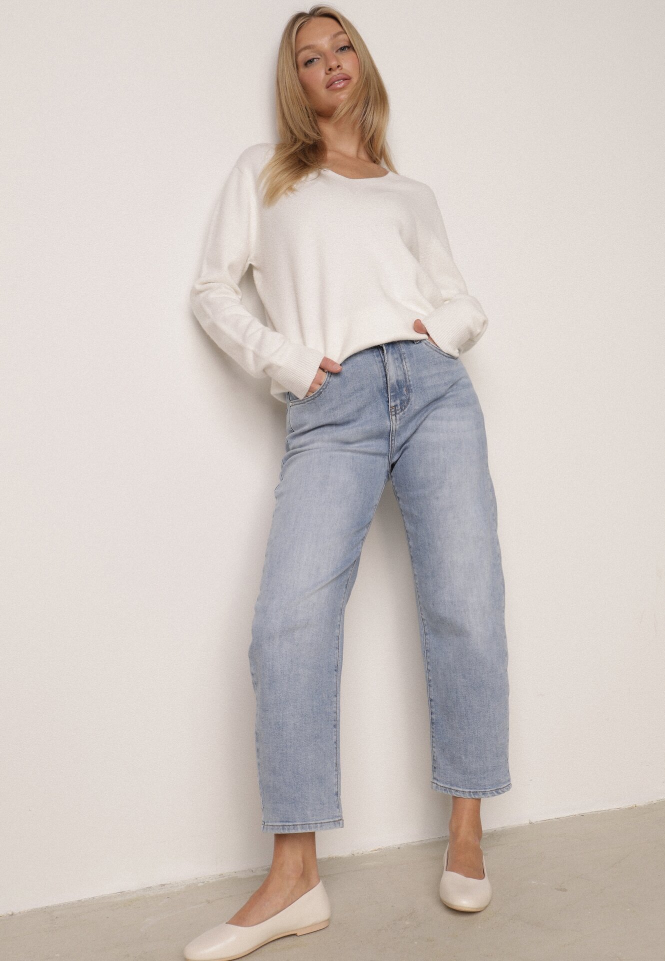 Niebieskie Jeansy Mom Fit z Bawełną Przed Kostkę z Wysokim Stanem Andrele