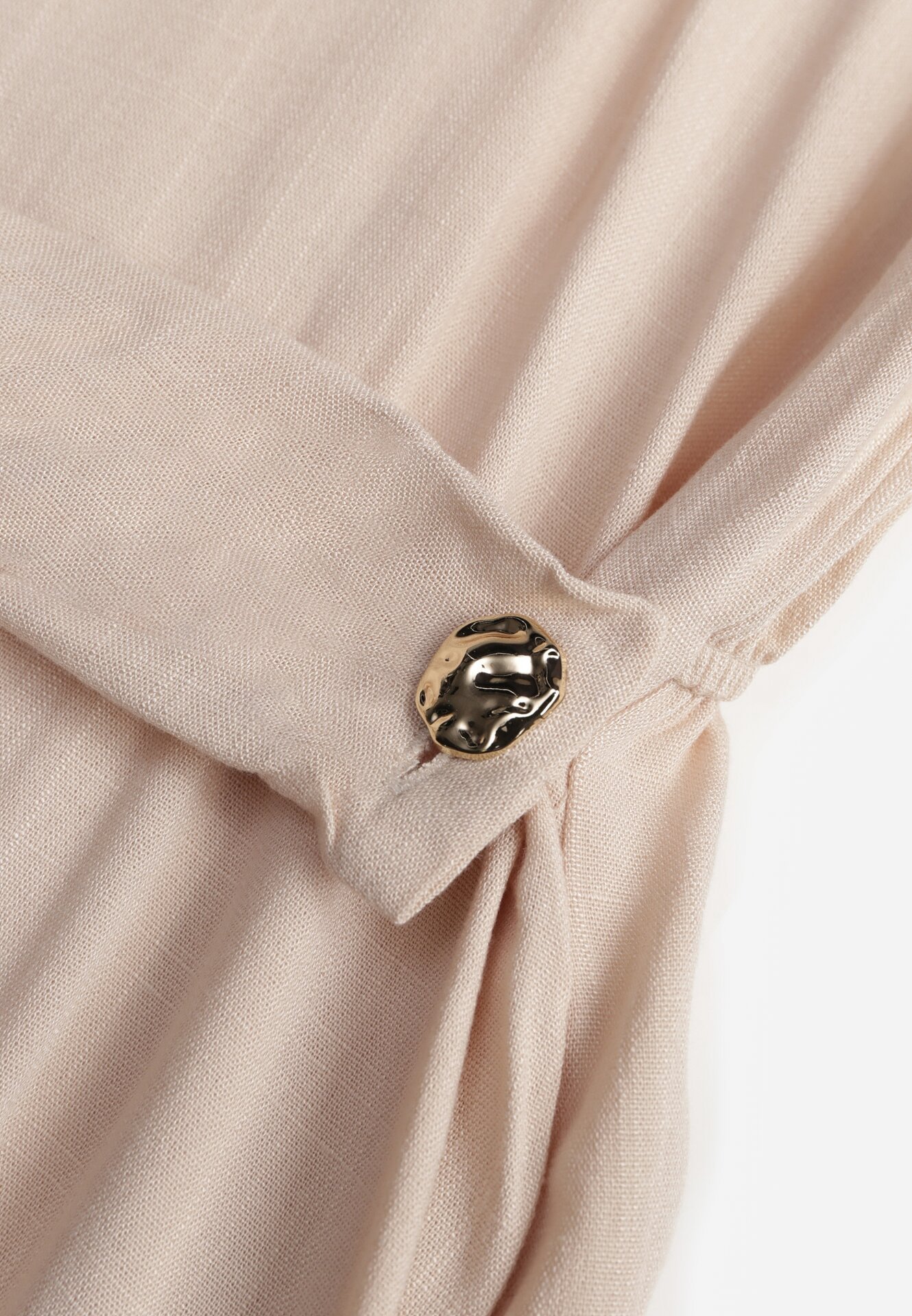 Beżowa Wiskozowa Sukienka Koszulowa z Marszczeniem i Guzikiem w Talii Lennatha