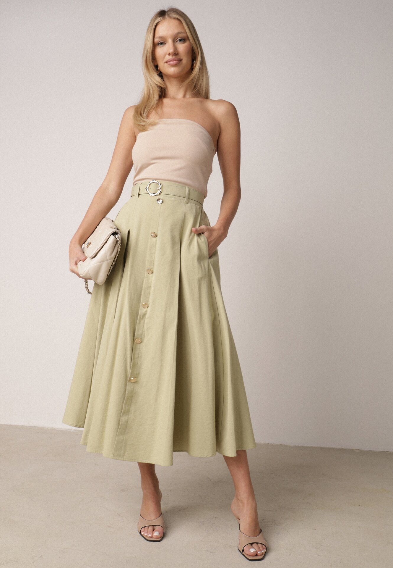 Zielona Spódnica Rozkloszowana z Bawełną i Paskiem oraz Kieszniami Jorlea