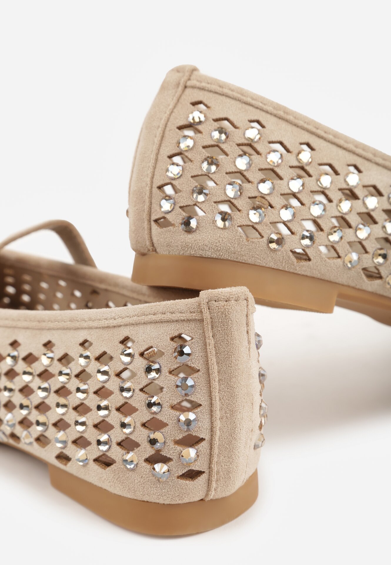 Ciemnobeżowe Ażurowe Balerinki z Paskiem z Klamerką i Cyrkoniami Feanoene