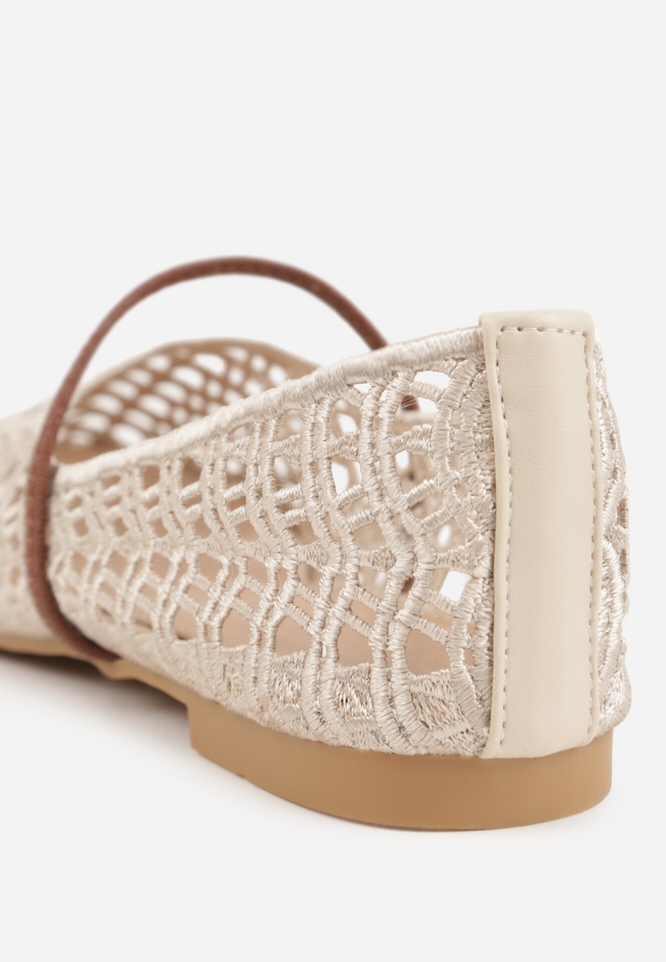 Jasnobeżowe Ażurowe Balerinki z Imitacji Plecionki z Paskiem Naeraea