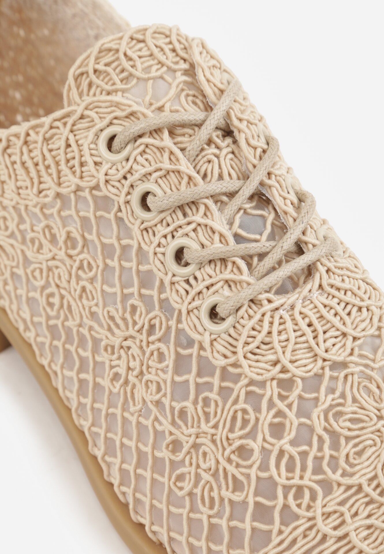 Ciemnobeżowe Ażurowe Półbuty z Metaliczną Wstawką Homonis