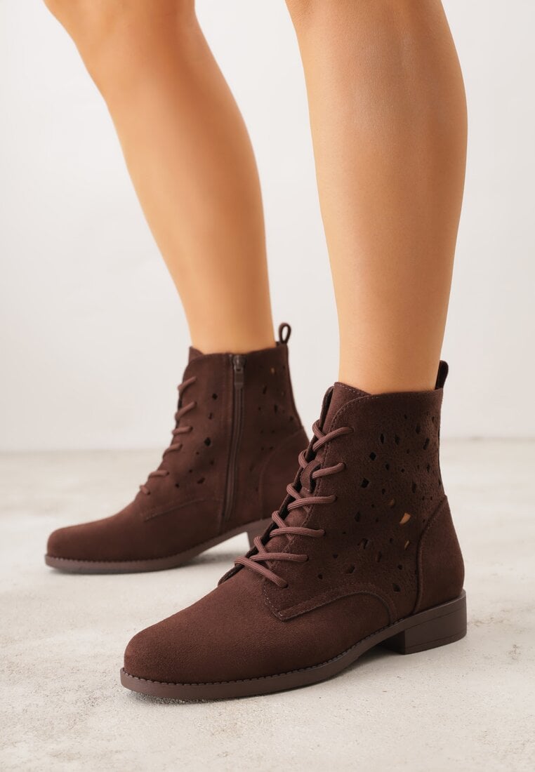 Brązowe Sznurowane Botki z Ażurową Cholewką Zeliana