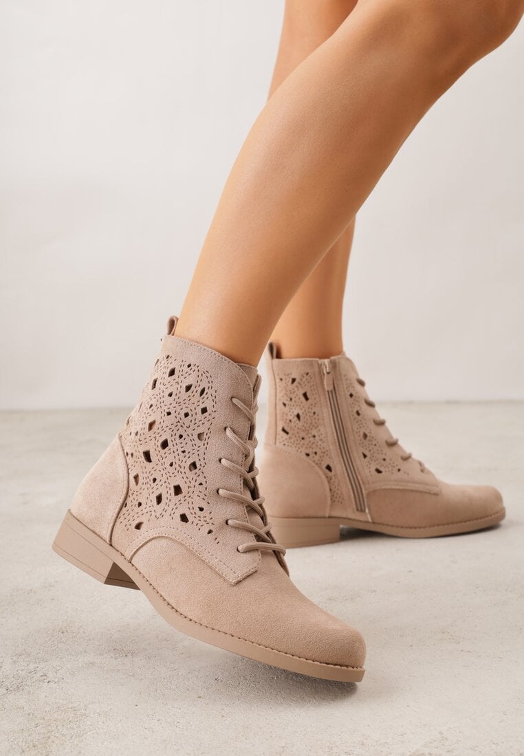 Ciemnobeżowe Sznurowane Botki z Ażurową Cholewką Zeliana