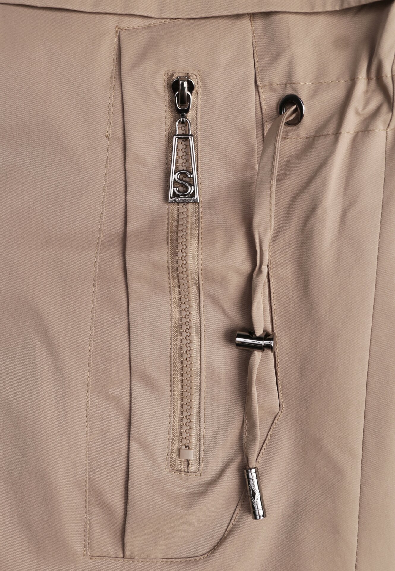 Brązowa Przejściowa Kurtka Parka z Kapturem i Podwijanymi Rękawami Tinarose