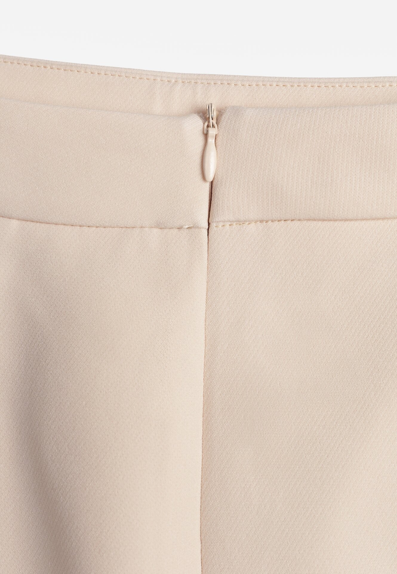Beżowa Gładka Spódnica VICES o Ołówkowym Kroju Abilura