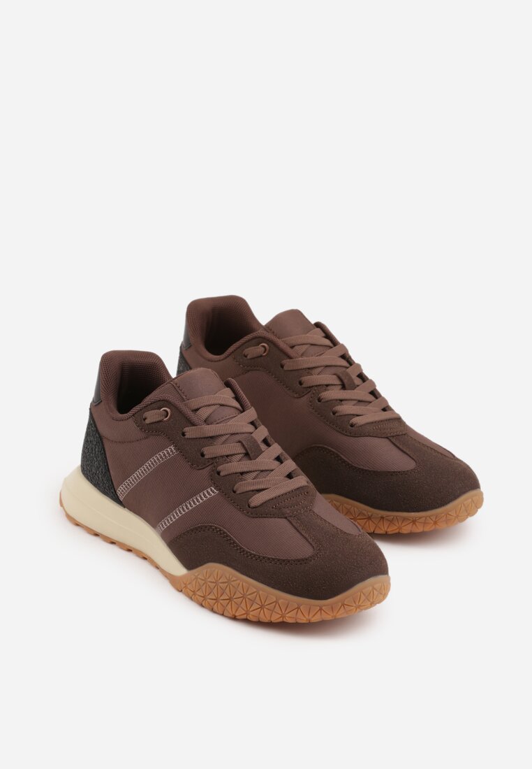 Brązowe Buty Sportowe Sneakersy z Ozdobnymi Naszyciami Aerylia