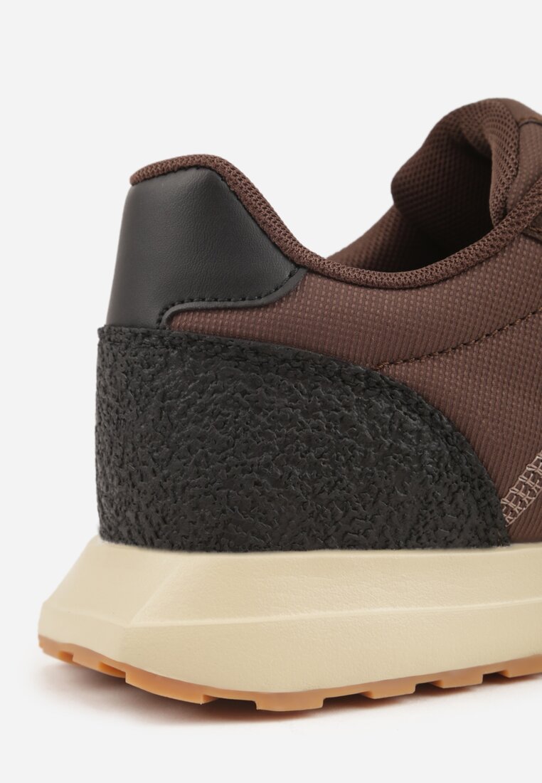 Brązowe Buty Sportowe Sneakersy z Ozdobnymi Naszyciami Aerylia