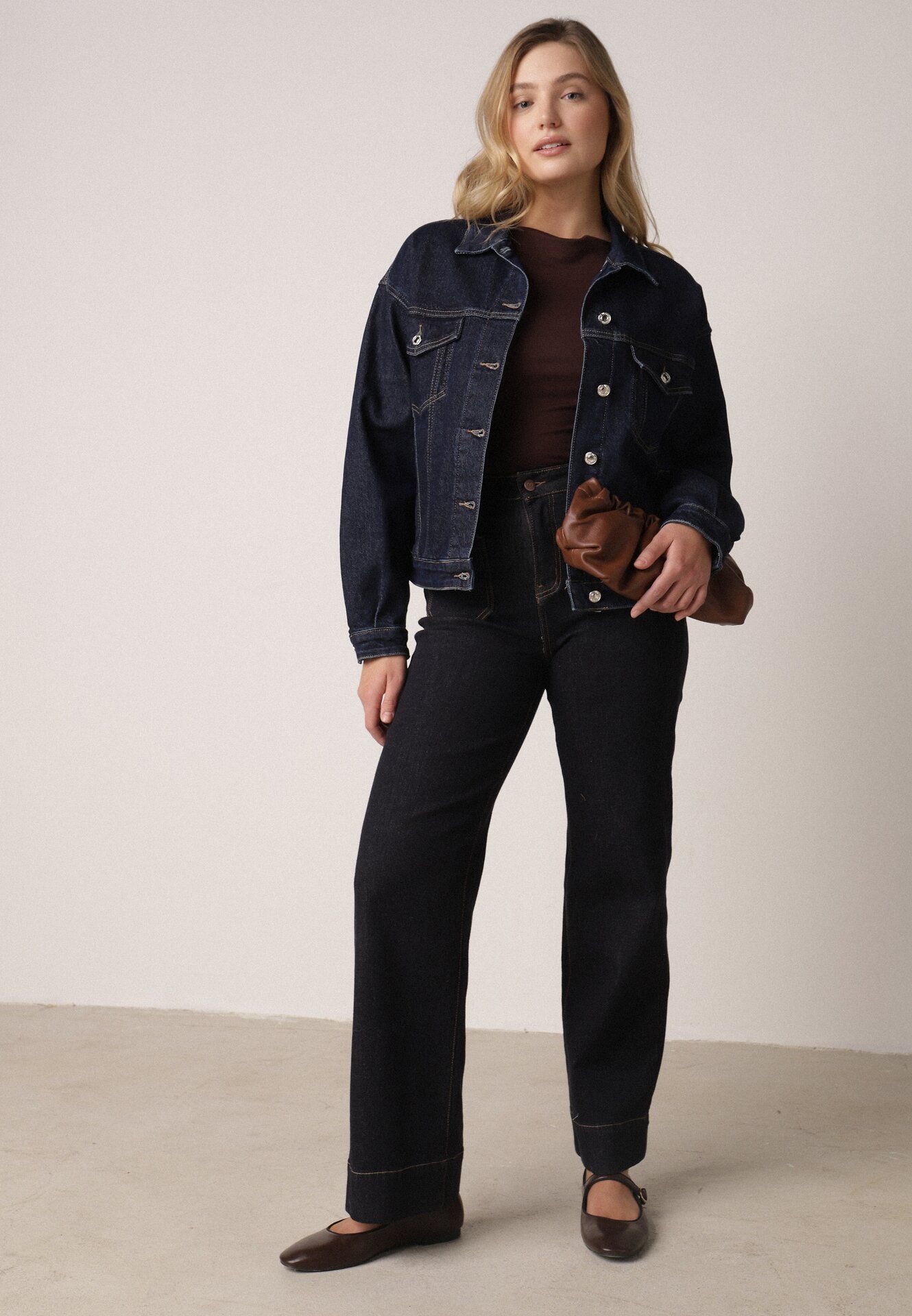 Granatowa Jeansowa Kurtka z Bawełną o Kroju Oversize Vimiloria