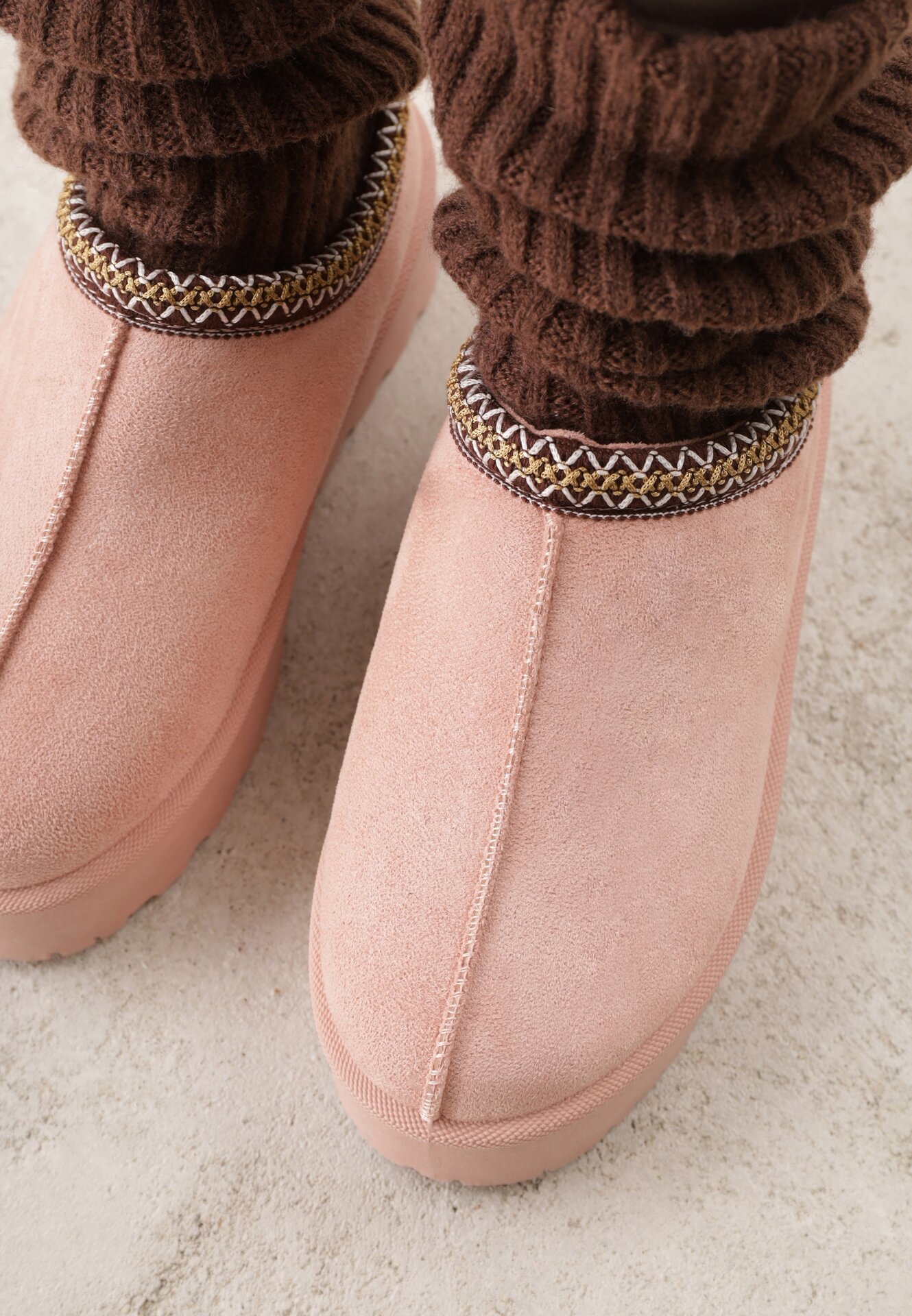 Różowe Śniegowce na Grubej Podeszwie z Ozdobnym Haftem Zivirae