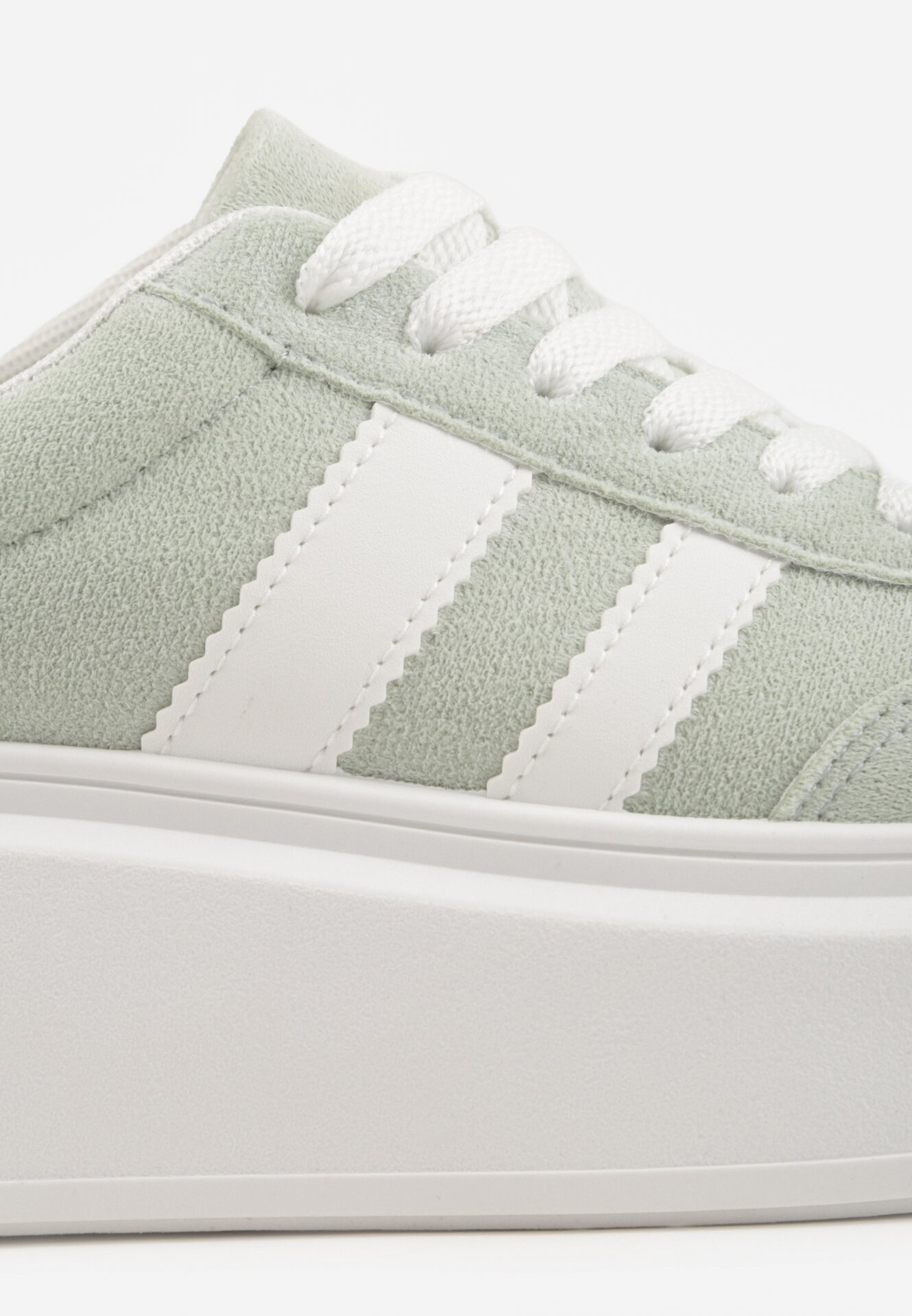 Zielone Sneakersy w Stylu Klasycznych Tenisówek na Grubej Podeszwie Rediree