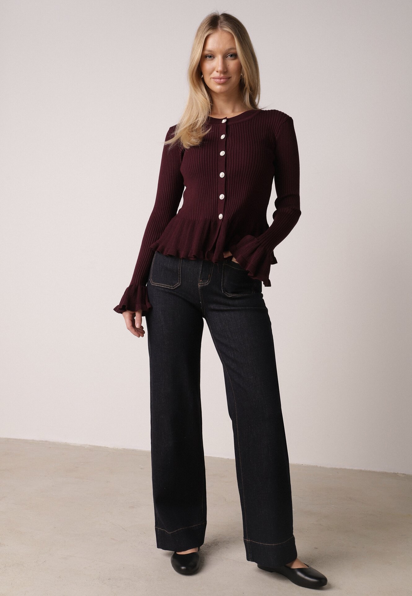 Fioletowy Elegancki Kardigan z Wiskozy z Falbankami i Guzikami z Cyrkoniami Orsea