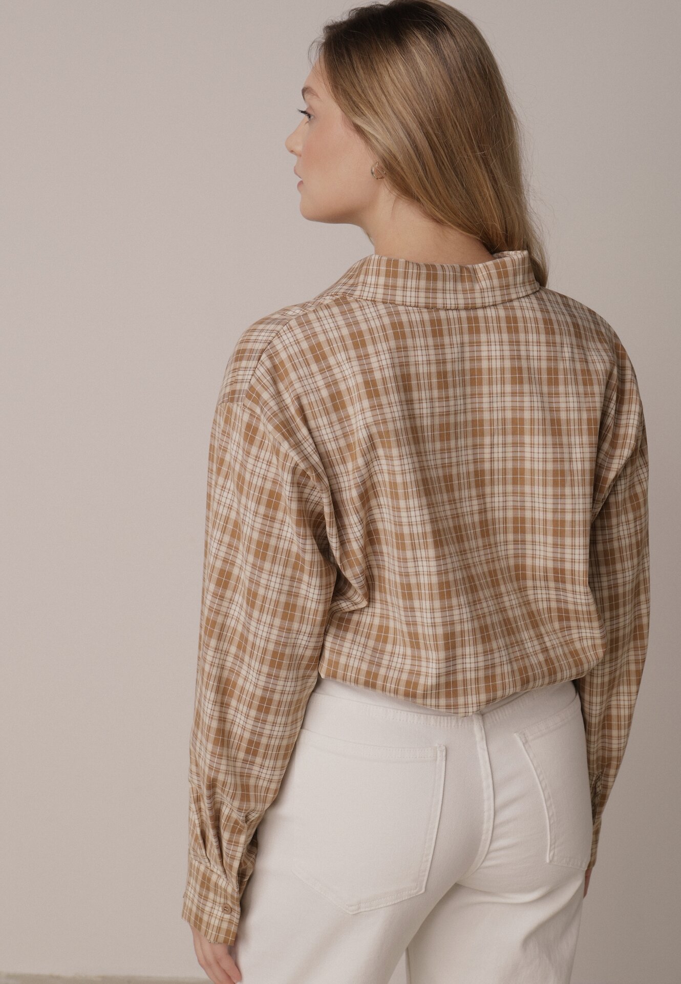 Beżowa Krótka Bawełniana Koszula w Kratę z Marszczeniem Wenatia