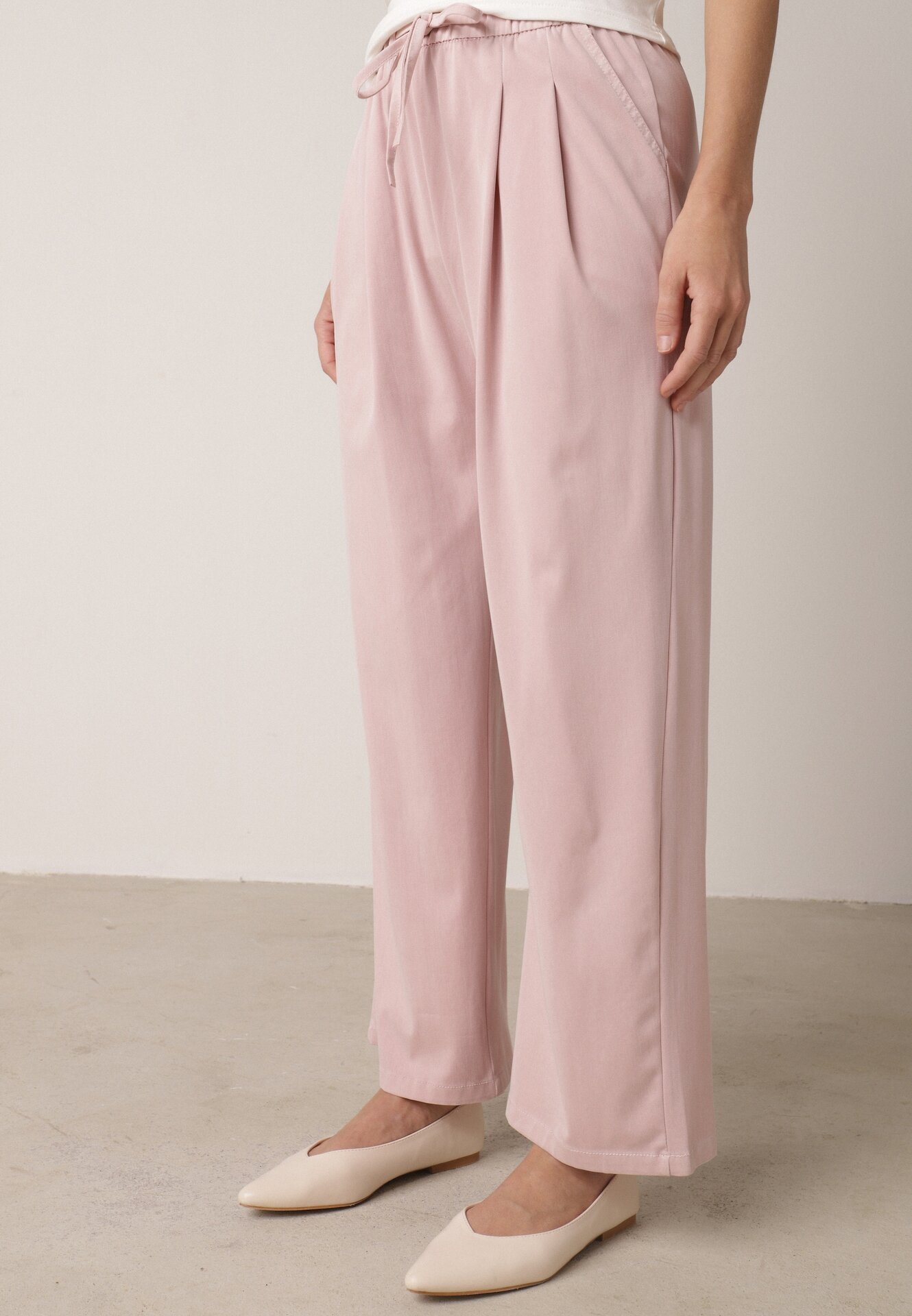 Pantaloni Roz