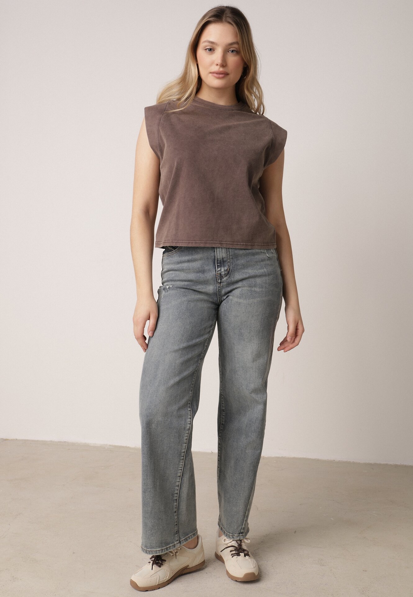 Brązowy Bawełniany Top z Efektem Sprania Belatia