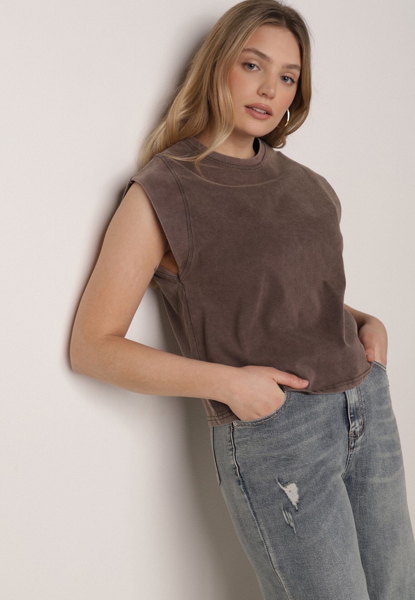Brązowy Bawełniany Top z Efektem Sprania Belatia