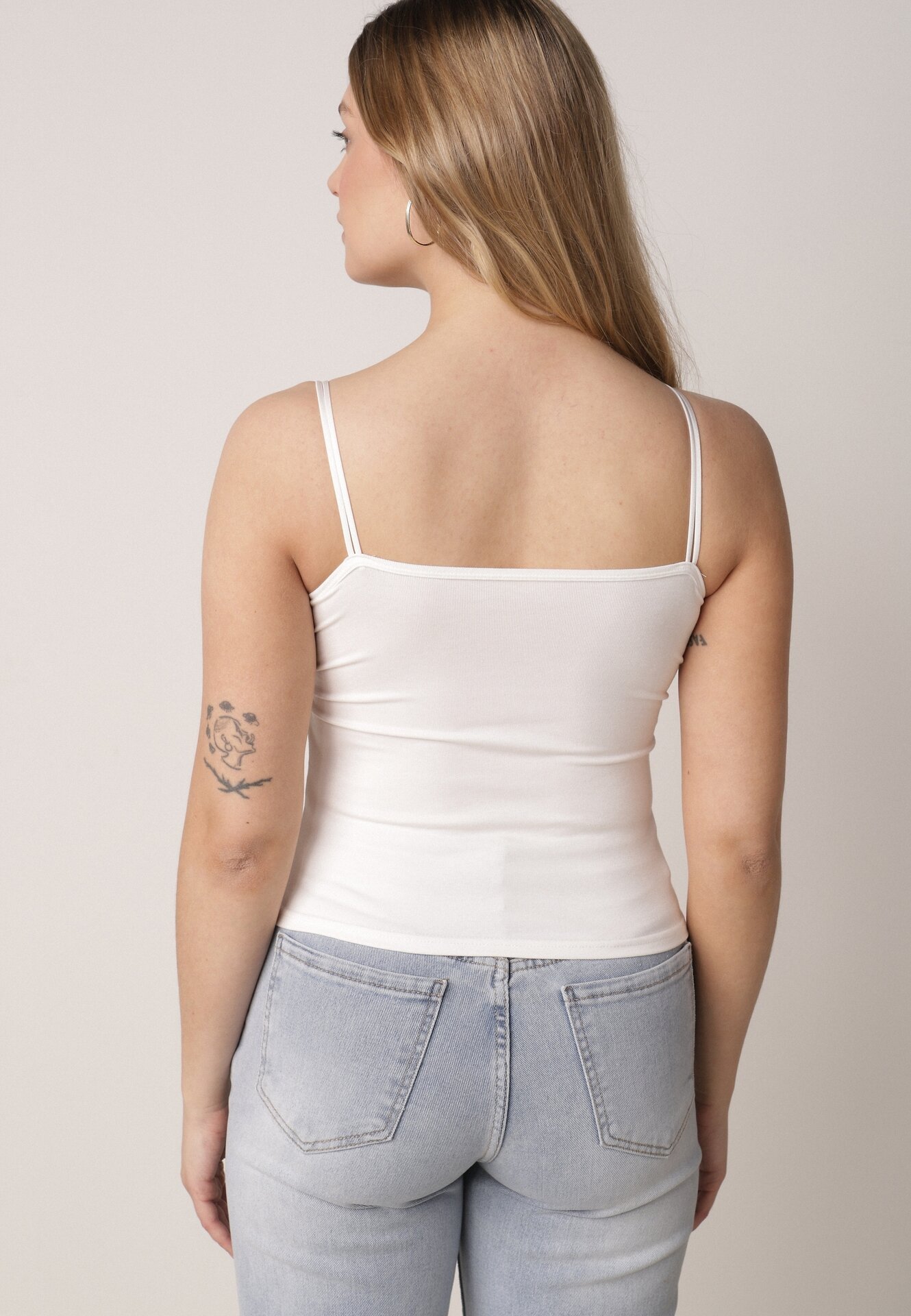 Biały Wiskozowy Top z Podwójnymi Ramiączkami Hendrea