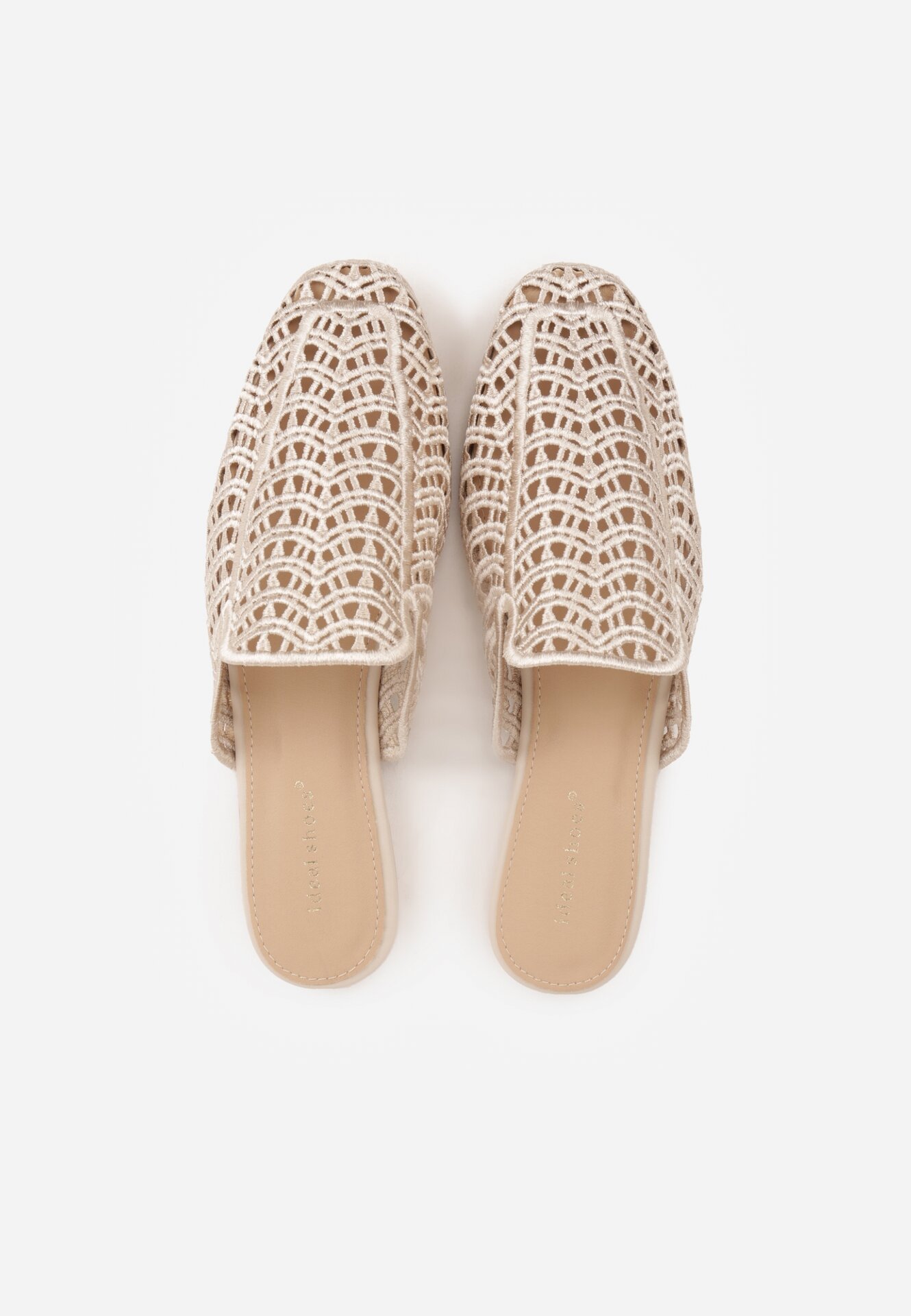 Beżowe Klapki Mule z Ażurową Cholewką Szydełkową Civeza