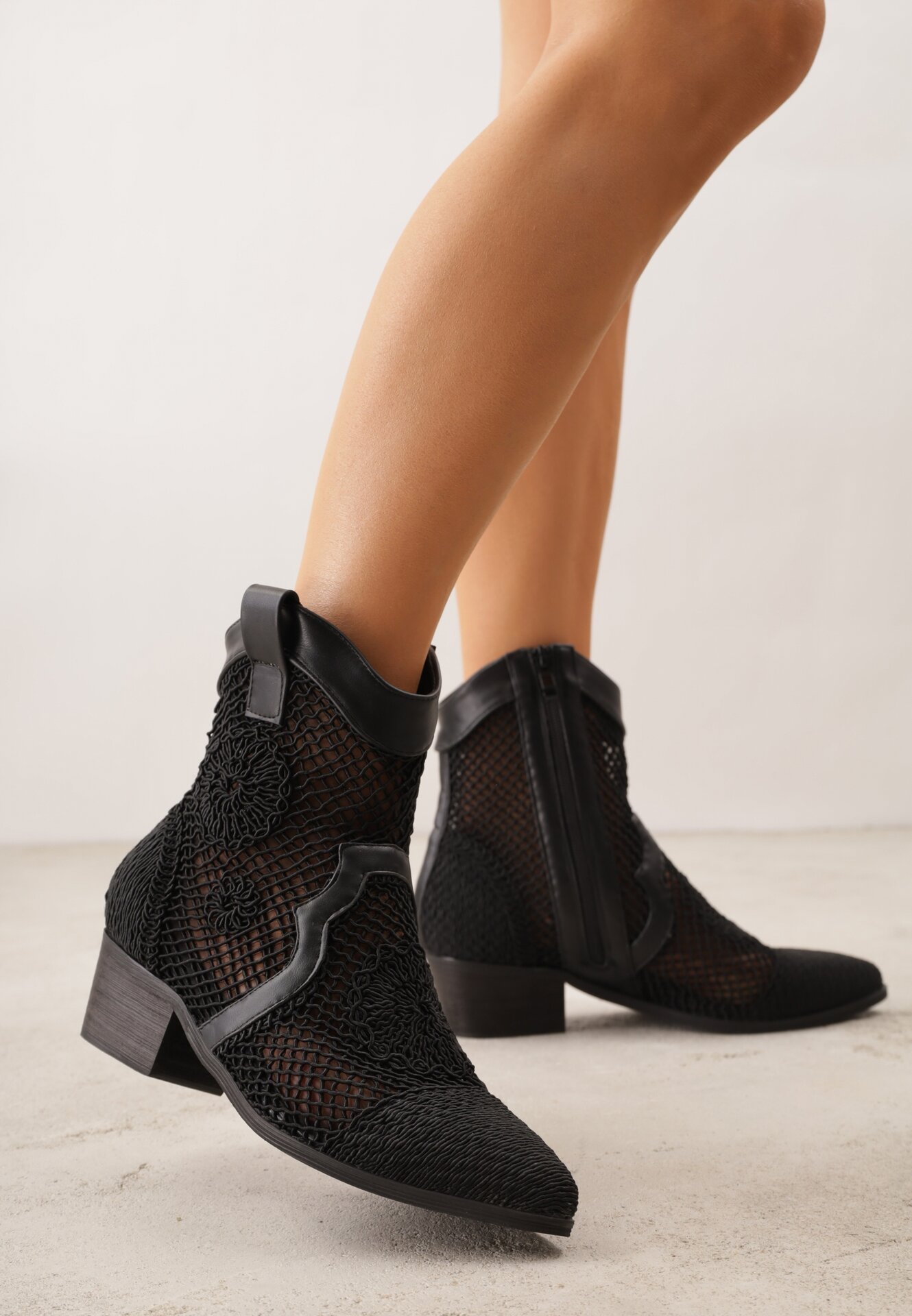 Botine Negre