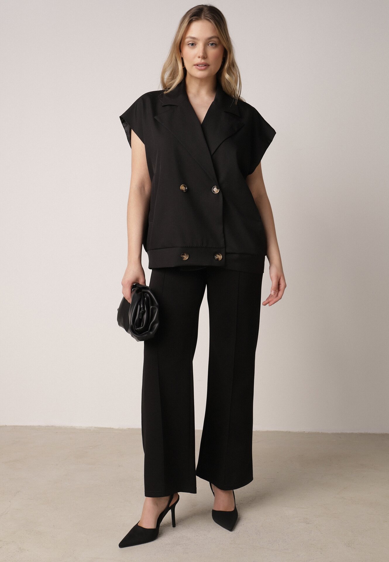 Czarna Garniturowa Kamizelka Oversize z Dwurzędowym Zapięciem Edriana