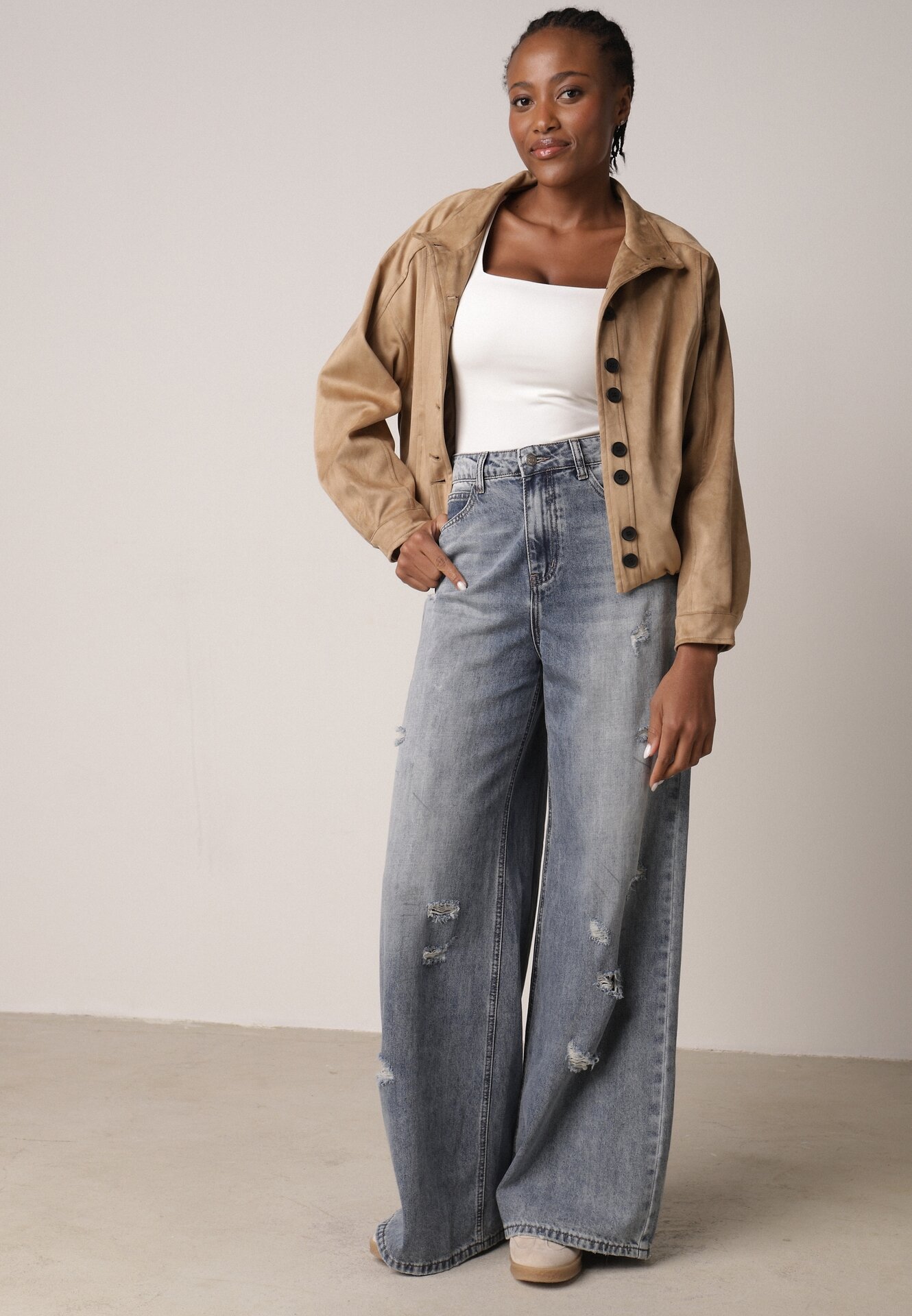 Niebieskie Bawełniane Jeansy Typu Palazzo Ozdobione Przetarciami i Dziurami Erivaine