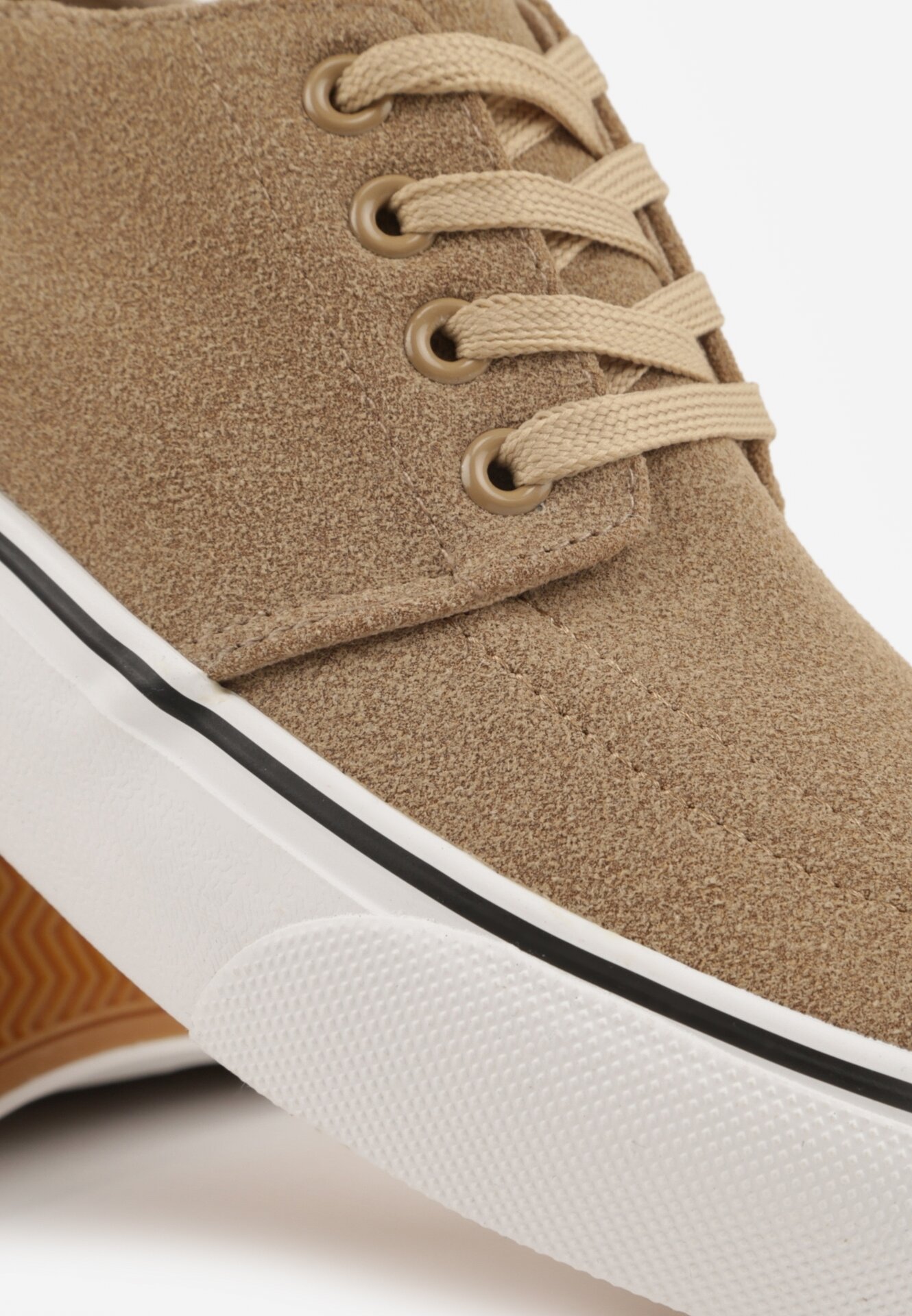 Teniși  Bej închis