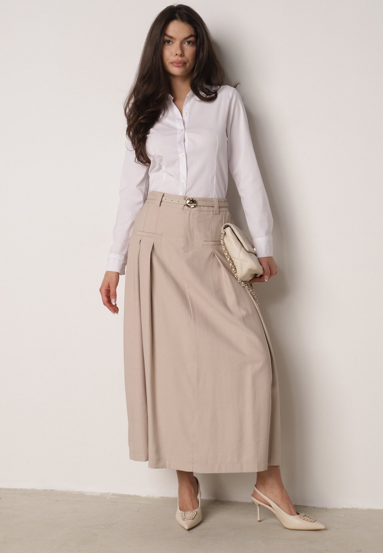 Beżowa Wiskozowa Spódnica o Rozkloszowanym Kroju z Plisami i Paskiem Rolea