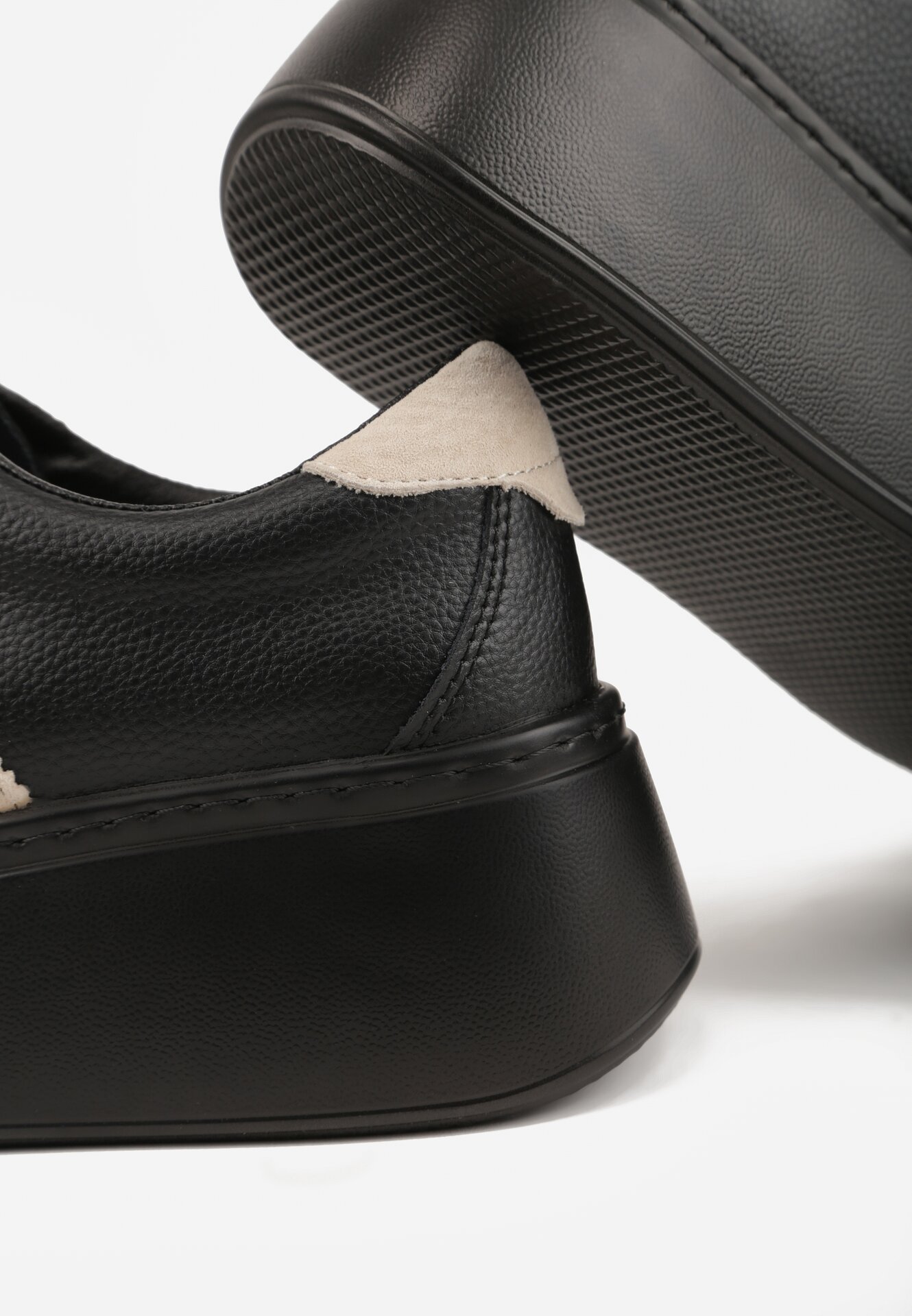 Sneakers Negri cu bej