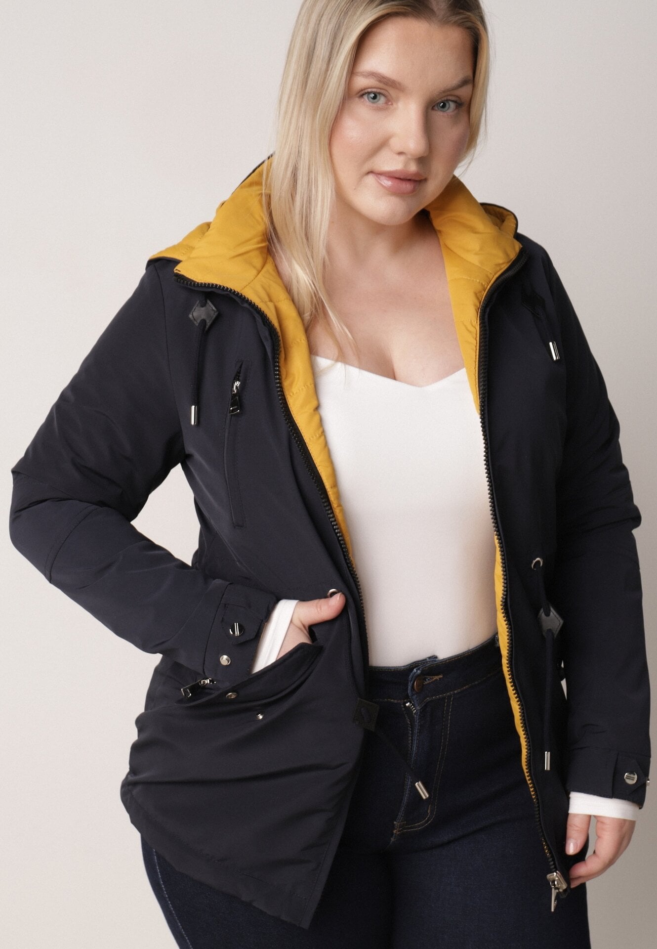 Geacă Bleumarin cu galben