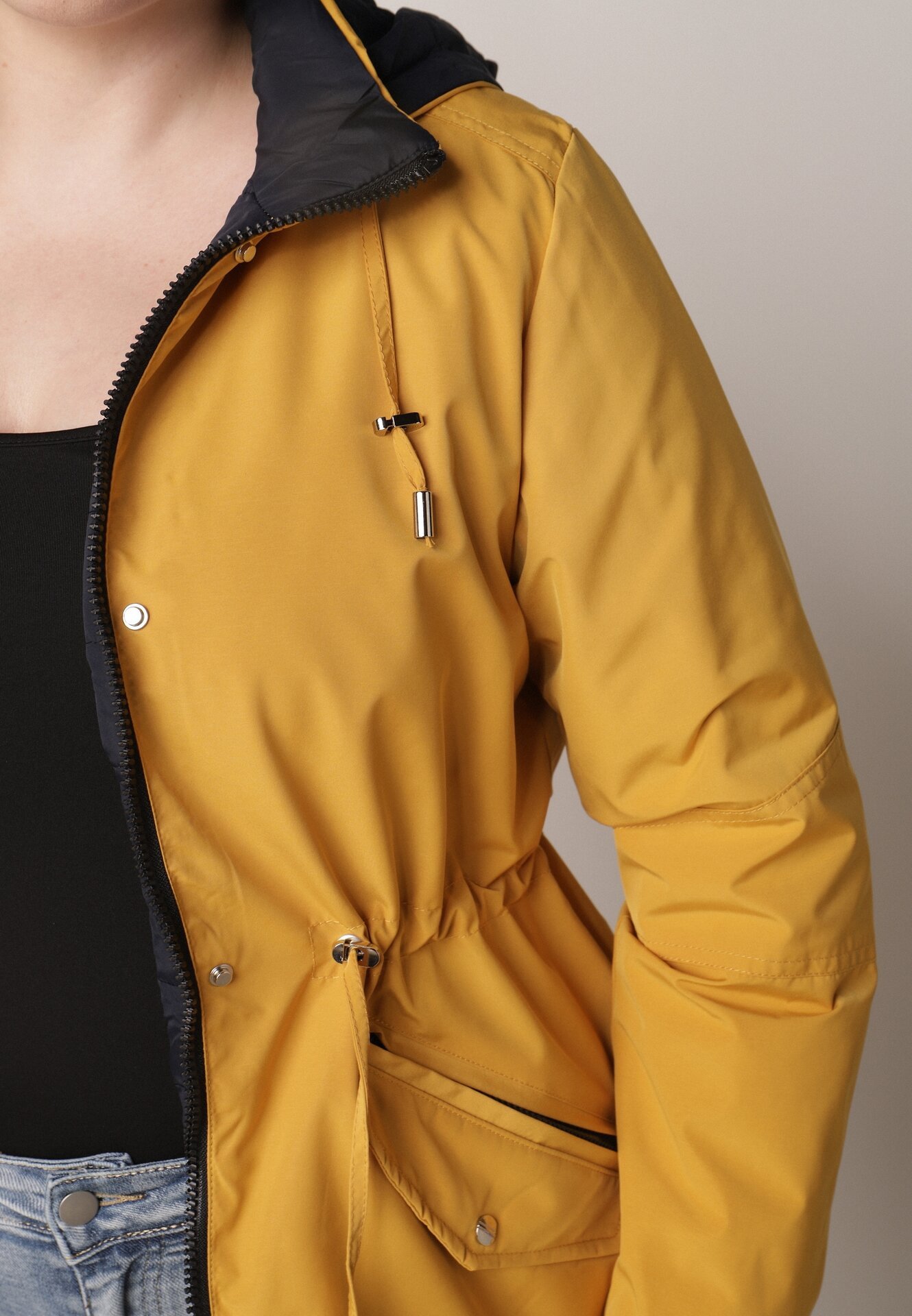 Żółto-Granatowa Przejściowa Kurtka Dwustronna Parka z Pikowaniem i Kapturem Tidare