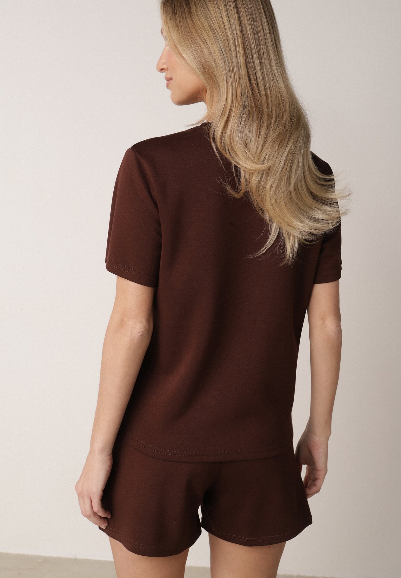 Brązowy Letni Komplet z Bawełny i Wiskozy T-shirt i Szorty Celinai