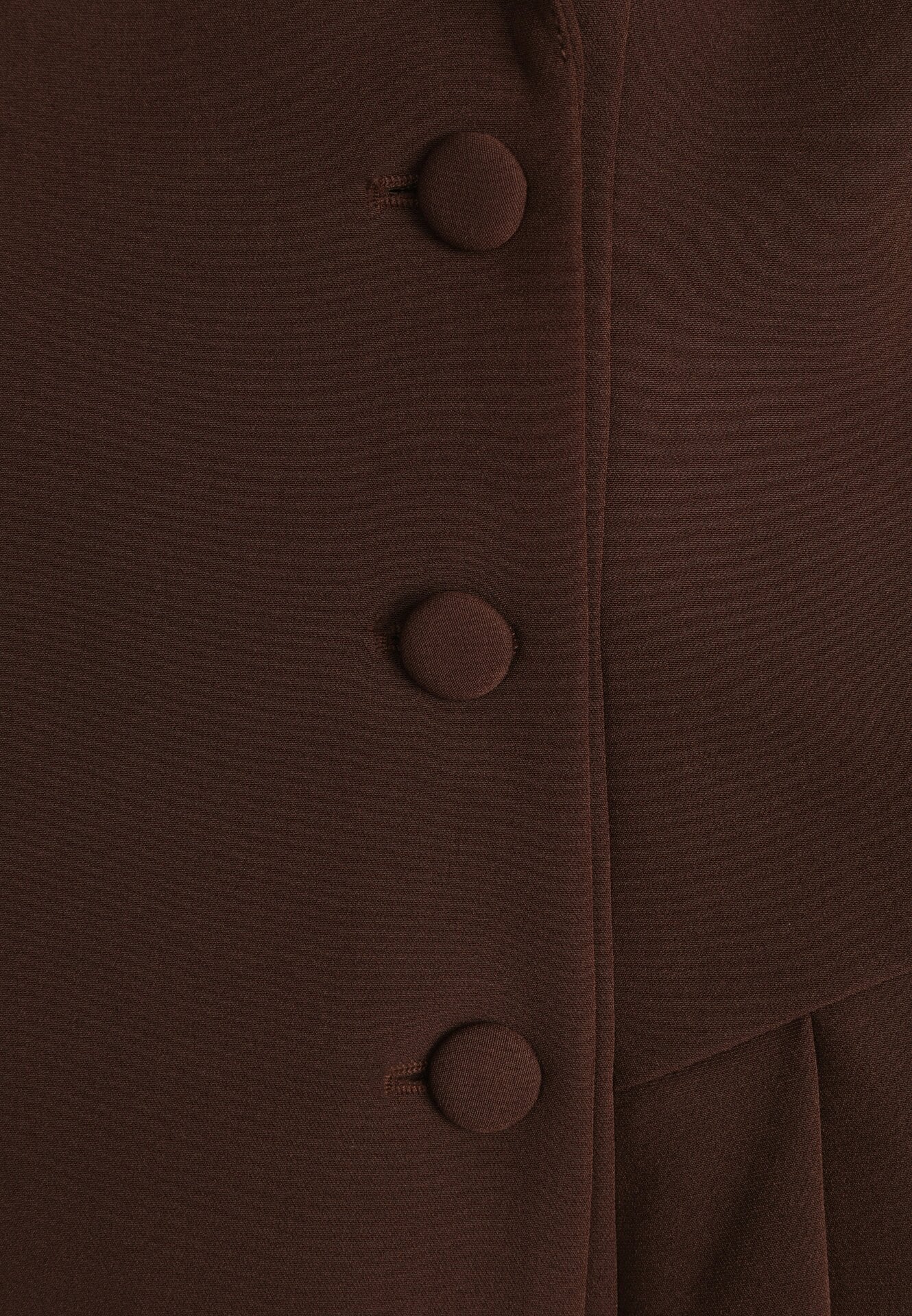 Brązowa Sukienka o Kroju Marynarki VICES z Poduszkami w Ramionach Serlina