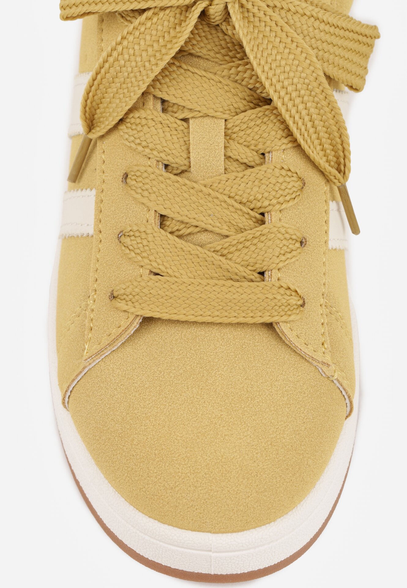 Żółte Sneakersy z Ozdobnymi Paskami Doloreth