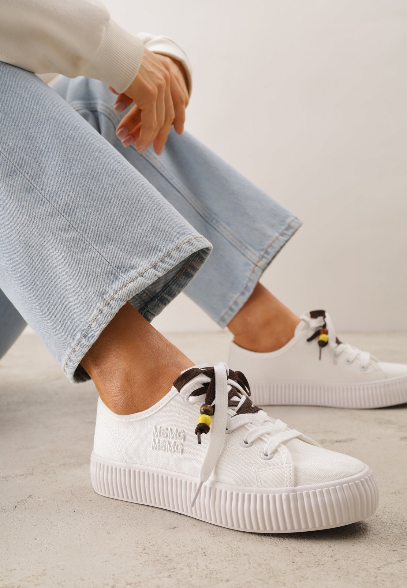 Białe Trampki Pod Kostkę na Grubej Podeszwie z Podwójnym Sznurowaniem Callixera