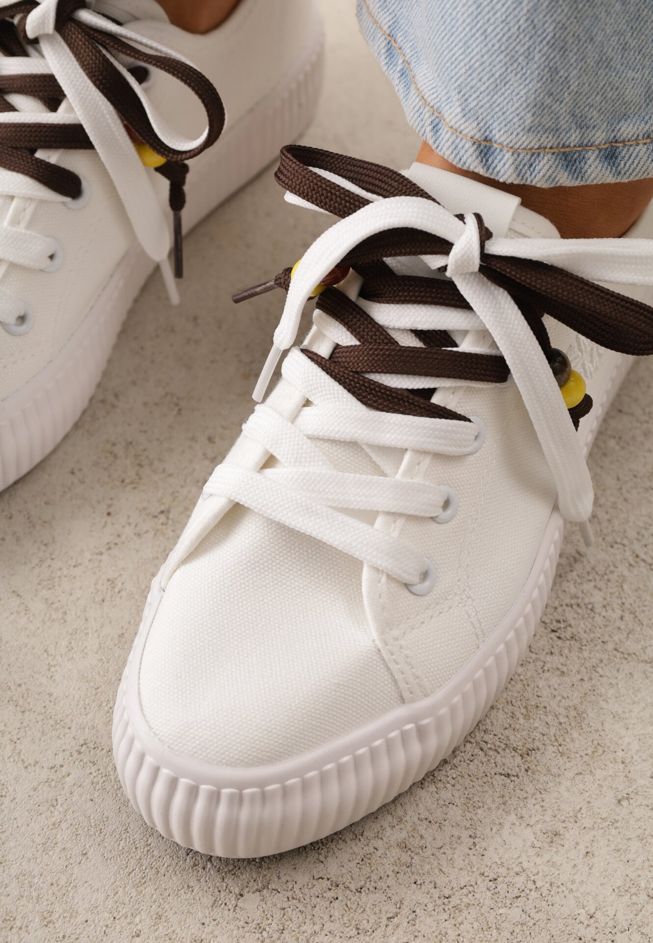 Białe Trampki Pod Kostkę na Grubej Podeszwie z Podwójnym Sznurowaniem Callixera