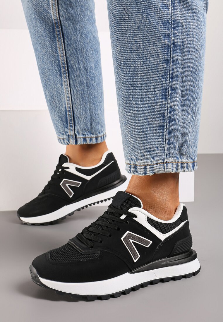 Czarno-Białe Sneakersy Nevilianae
