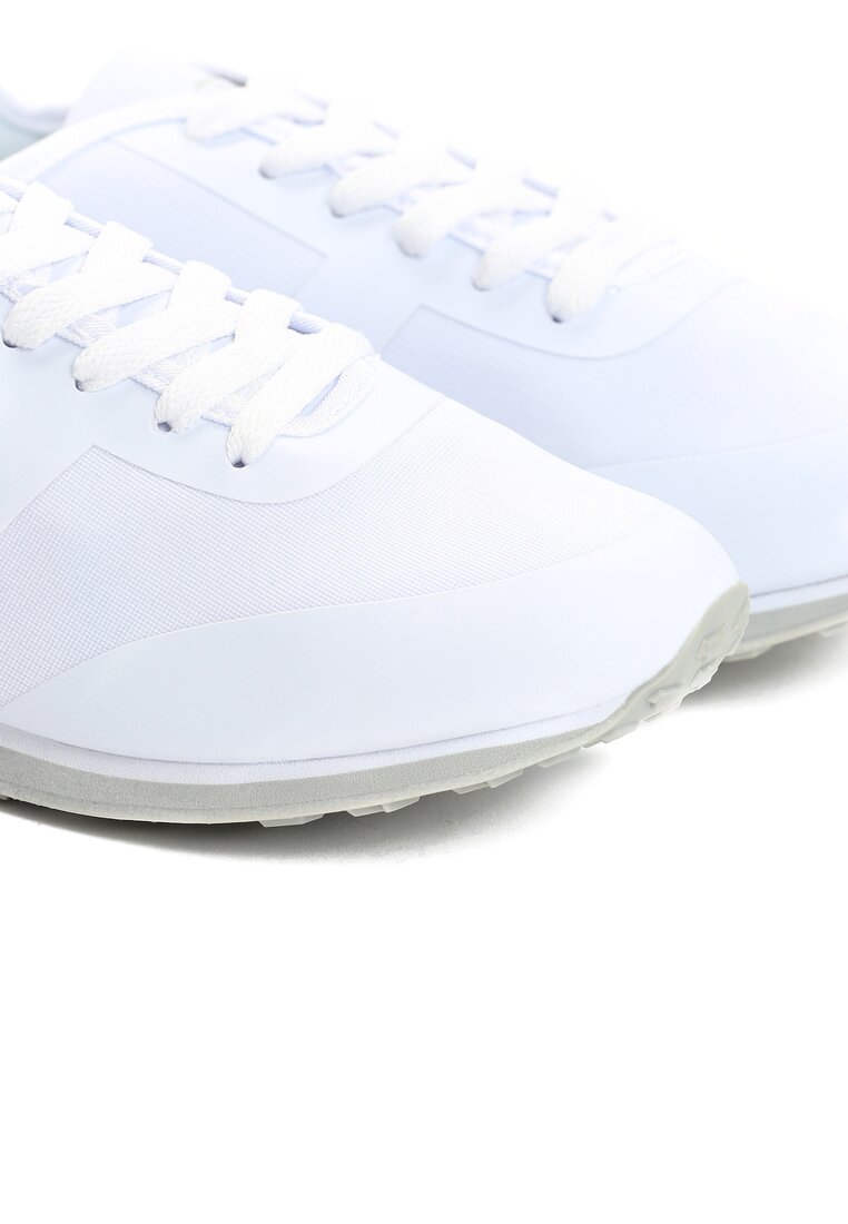 Białe Buty Sportowe Remedy