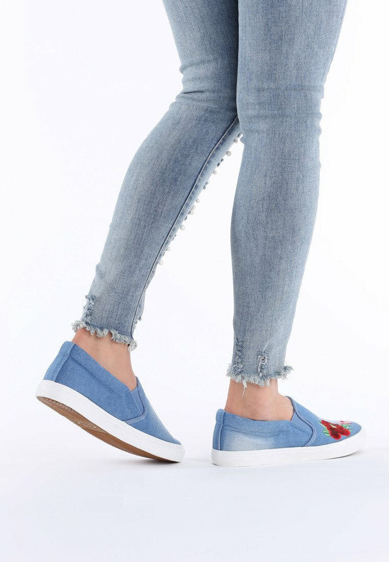 Niebieskie Slip On Roses
