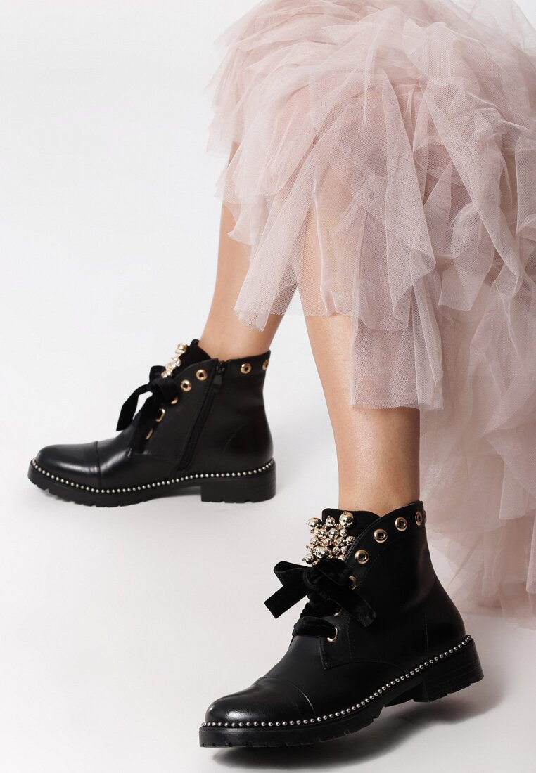 Botine Negre