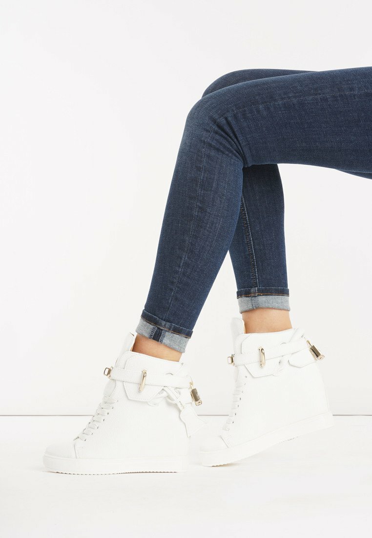 Białe Sneakersy Lulu
